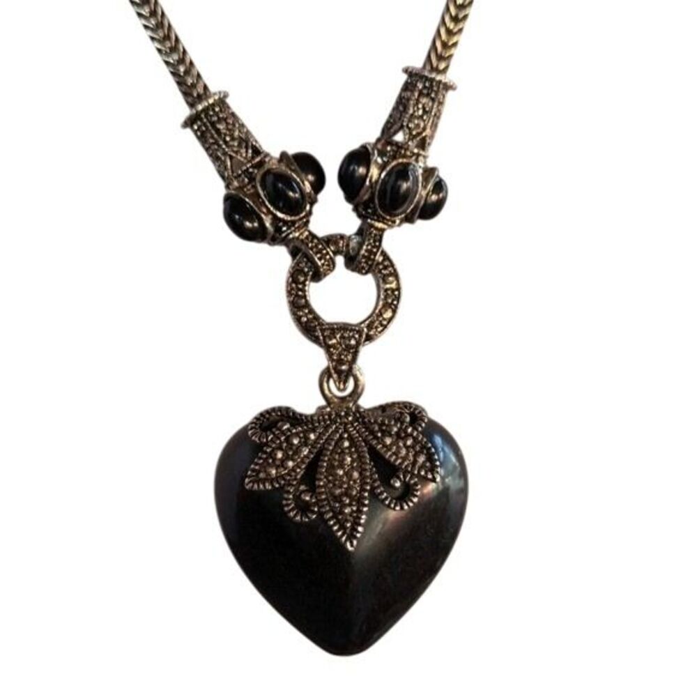 Heart Pendant Necklace Textured 925 starling Silver Chain  Black Onyx. Vintage